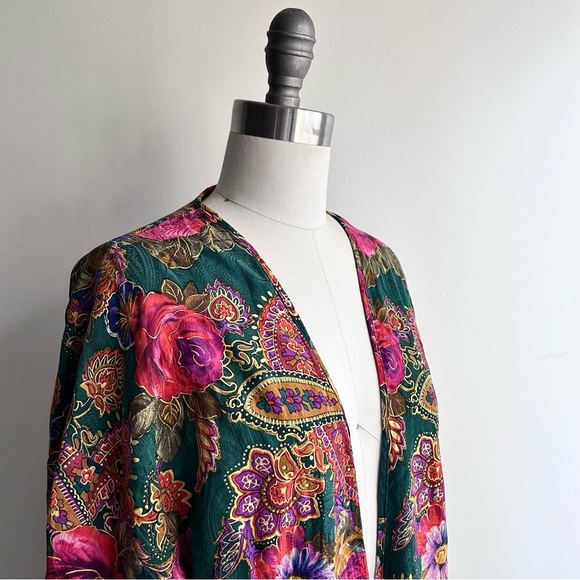 VINTAGE Y2K RARE VICTORIAS SECRET 100% SILK PAISLEY METALLIC GOLD PRINTED KIMONO - Picture 1 of 8
